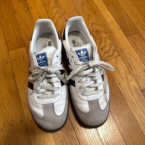 adidas sambas White, Gray & Black Handball Spezial Sneakers